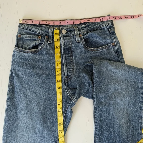 Levis 501 Button Fly Jeans size 26 - Picture 7 of 9